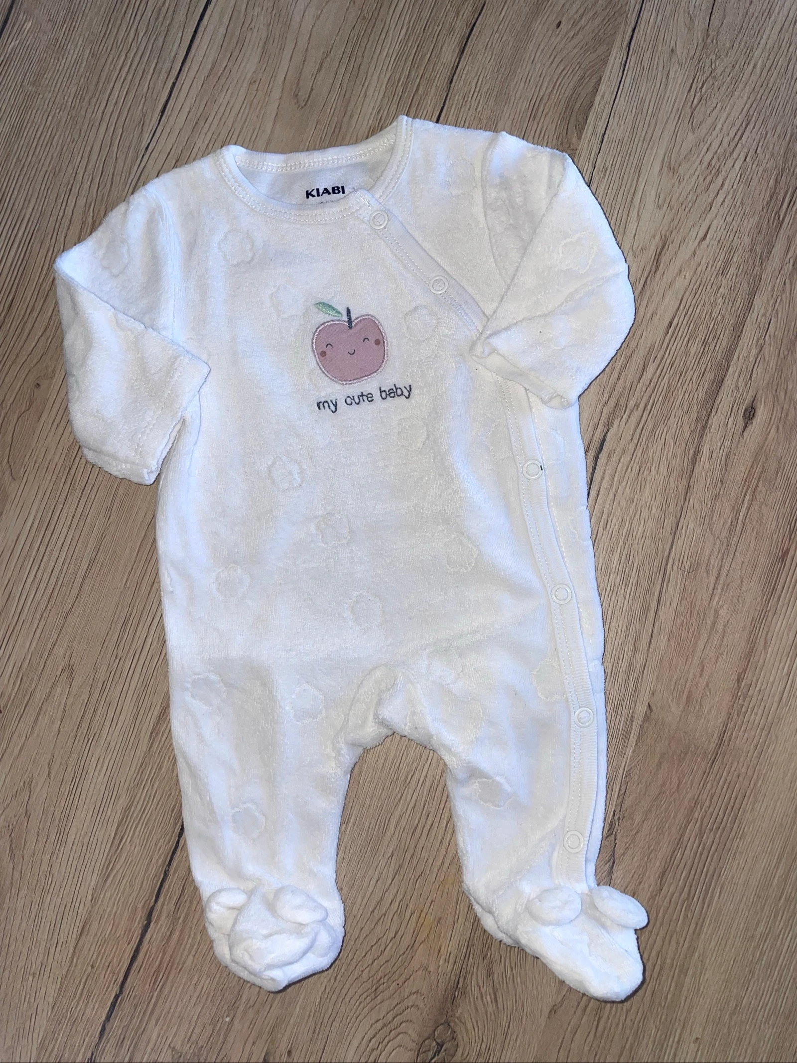 Pyjama velours 1 mois 55 cm Kiabi ouverture devant 